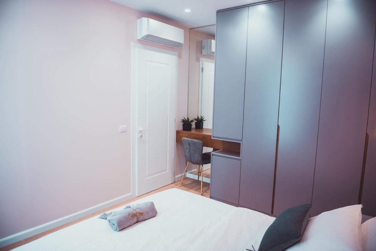 Tam Skanderbeg Square City Center Apartment No2 Tirana Buitenkant foto