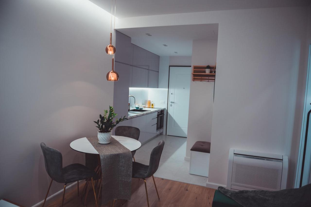 Tam Skanderbeg Square City Center Apartment No2 Tirana Buitenkant foto