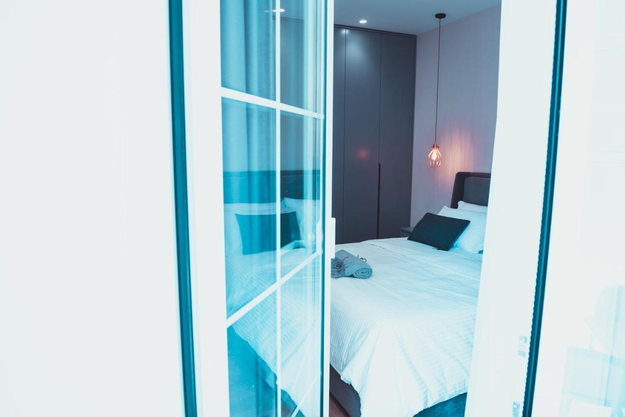 Tam Skanderbeg Square City Center Apartment No2 Tirana Buitenkant foto